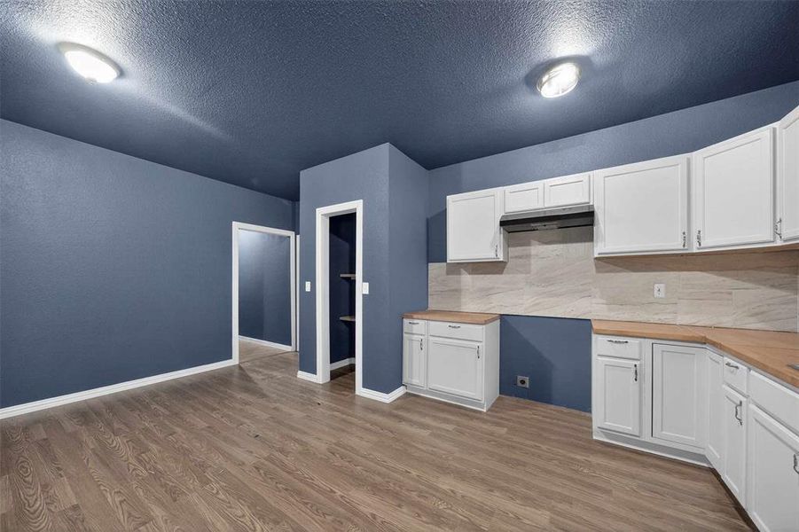 Furnished interior view inside a new home in , Murchison (Image 12).