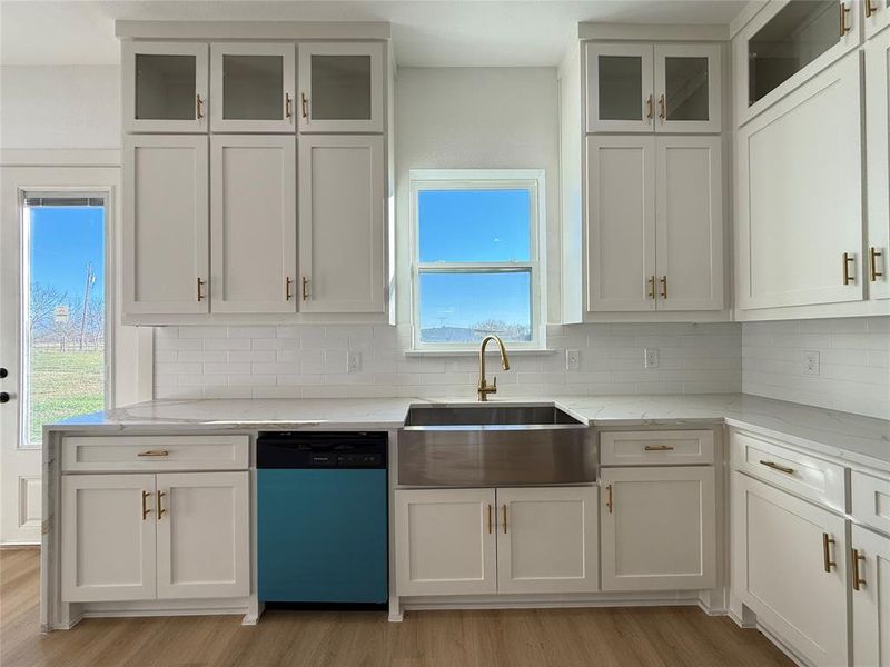 Furnished interior view inside a new home in , Kemp (Image 7).