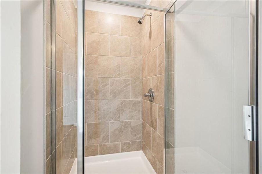 Close-up of interior finishes inside a home in Fairview Lake, Conyers (Image 18).