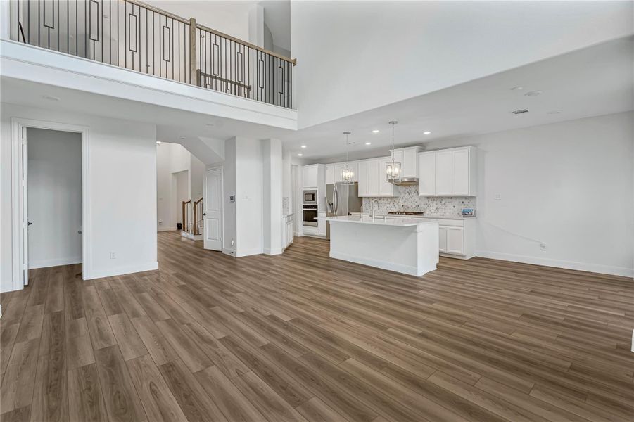 Spacious, unfurnished interior of a new home in Harper's Preserve - Classic Series, Conroe (Image 19). Spacious, unfurnished interior of a new home in Harper's Preserve - Classic Series, Conroe (Image 19).