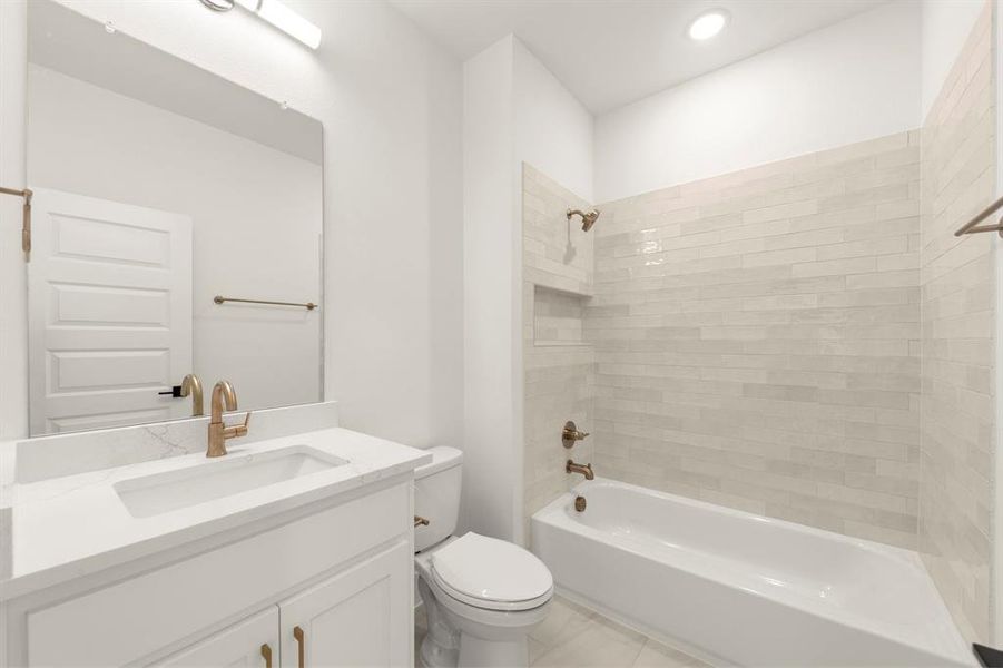 681 Capella - 3RD Bath 681 Capella - 3RD Bath