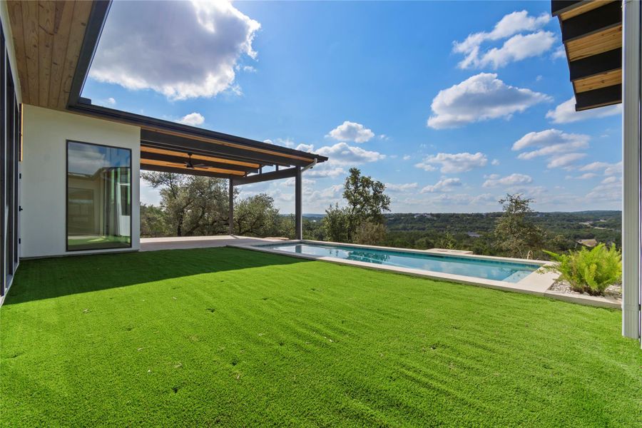 Exterior details and patio area of a home in Paradise On The Guadalupe, Canyon Lake (Image 20). Exterior details and patio area of a home in Paradise On The Guadalupe, Canyon Lake (Image 20).