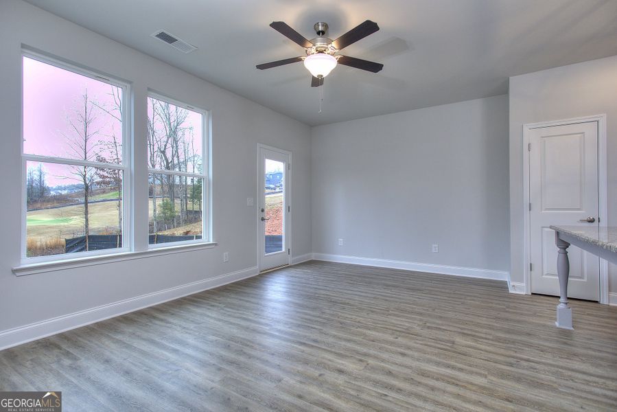 Spacious, unfurnished interior of a new home in Morning Creek Forest, Atlanta (Image 15).