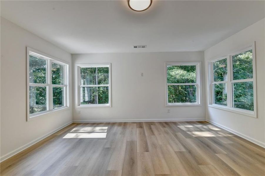 Spacious, unfurnished interior of a new home in , Gainesville (Image 63).
