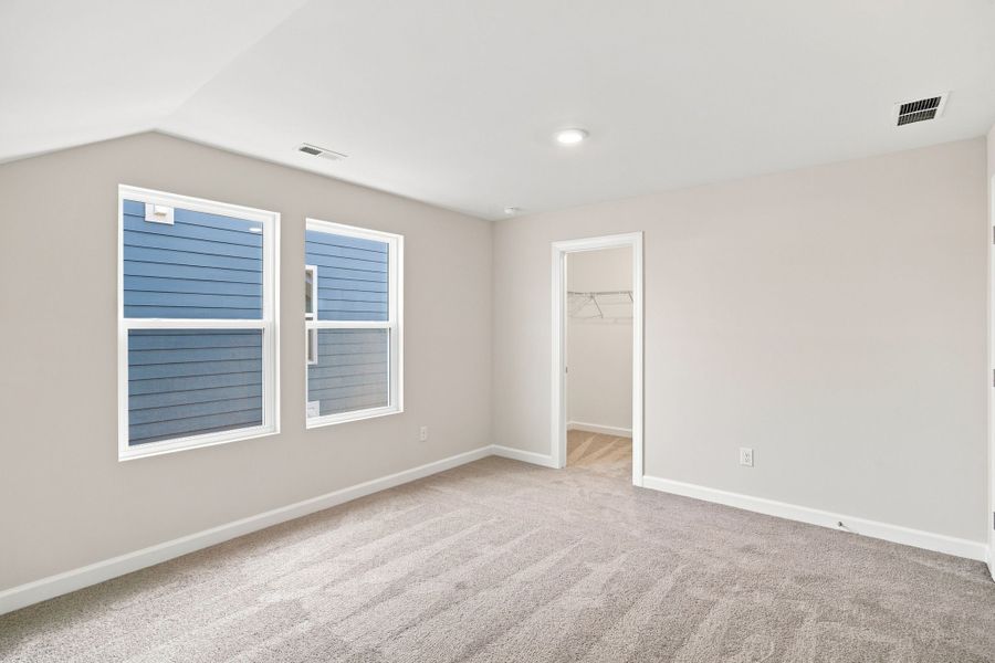 Spacious, unfurnished interior of a new home in Terrapin, Leland (Image 20).