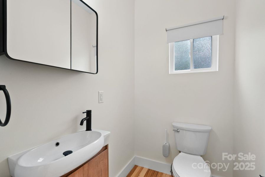 Image 37 of a home in . Image 37 of a home in .