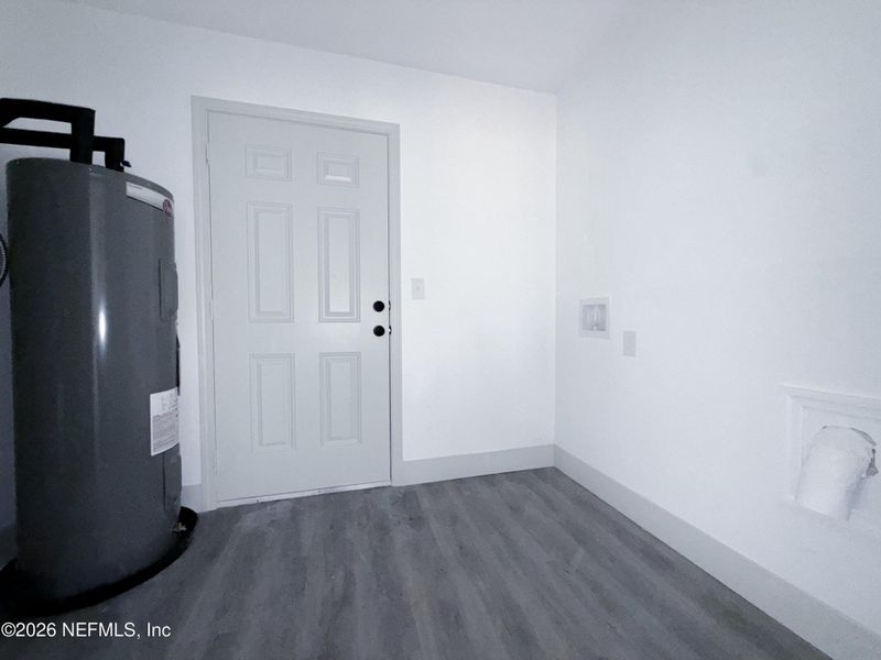 Spacious, unfurnished interior of a new home in , Jacksonville (Image 20). Spacious, unfurnished interior of a new home in , Jacksonville (Image 20).