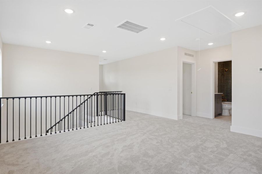 Spacious, unfurnished interior of a new home in , Georgetown (Image 23).