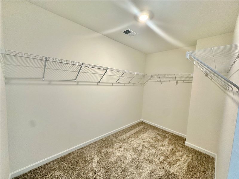 Spacious, unfurnished interior of a new home in Champions Village at Cherry Hill, Pendleton (Image 25).