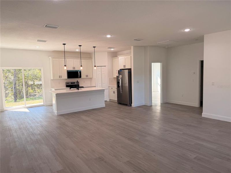Spacious, unfurnished interior of a new home in , Citrus Springs (Image 25). Spacious, unfurnished interior of a new home in , Citrus Springs (Image 25).