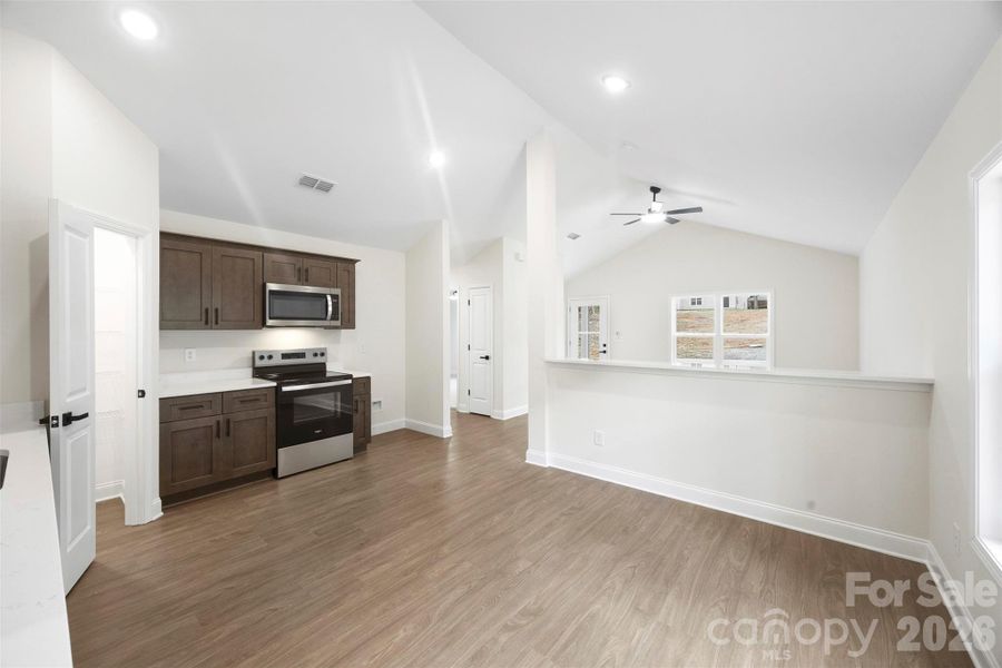 Image 34 of a home in .