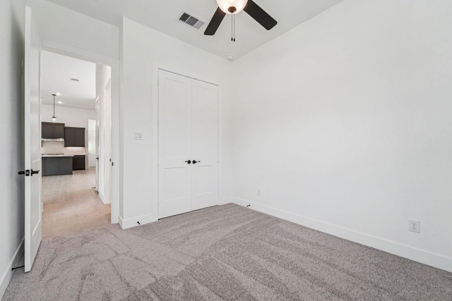 Spacious, unfurnished interior of a new home in Kresston, Montgomery (Image 42).