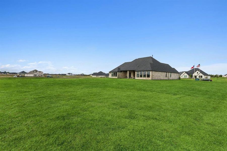 Image 35 of a home in Heritage. Image 35 of a home in Heritage.