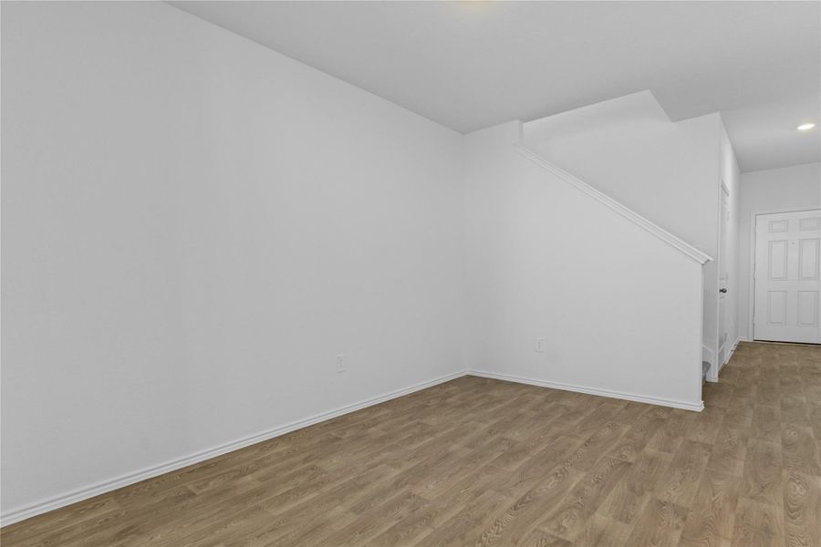Spacious, unfurnished interior of a new home in , Kyle (Image 34).