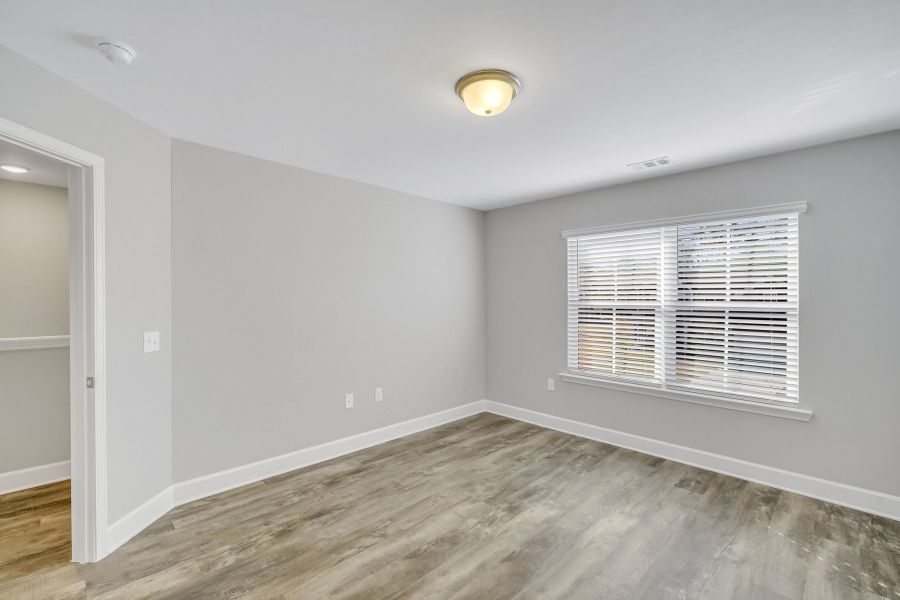 Representative unfurnished interior of a home built from the Nantucket Signature by Ernest Homes in Wexford, Richmond Hill (Image 29). Representative unfurnished interior of a home built from the Nantucket Signature by Ernest Homes in Wexford, Richmond Hill (Image 29).
