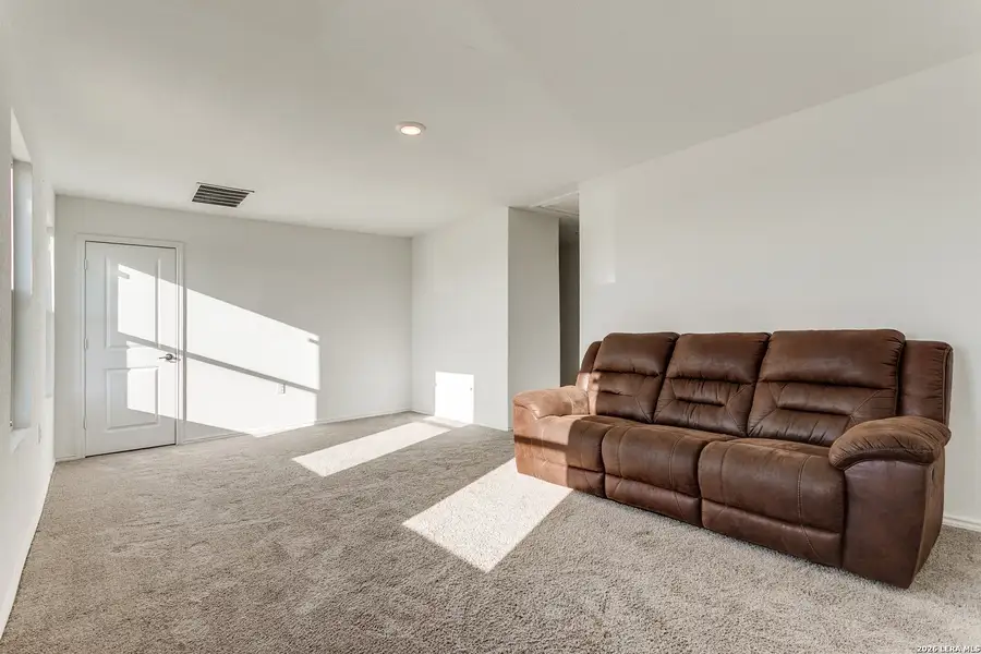 Image 16 of a home in Mission del Lago. Image 16 of a home in Mission del Lago.