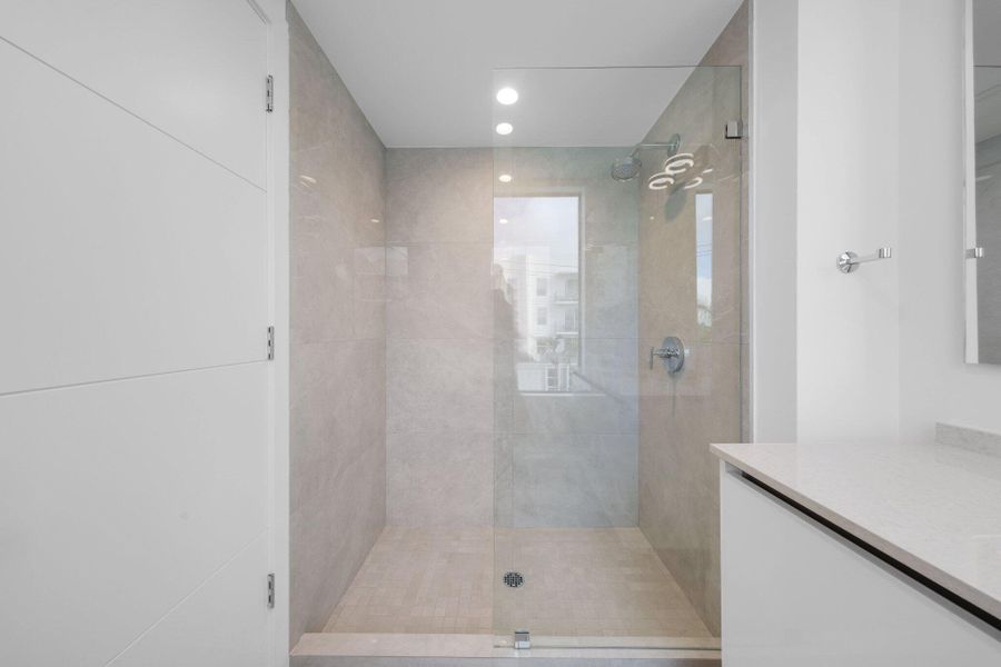 408 Southeast 2nd St - 79.jpg-SMALL