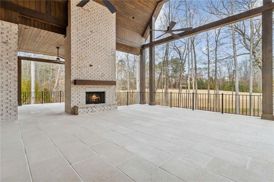 Exterior details and patio area of a home in , Suwanee (Image 37).