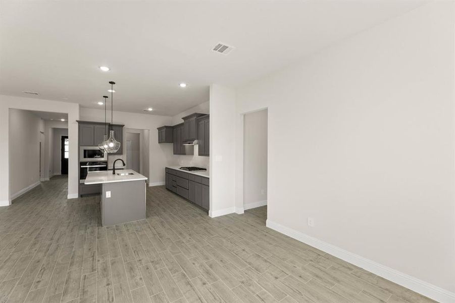 1003 Sedona-Dining-2 1003 Sedona-Dining-2