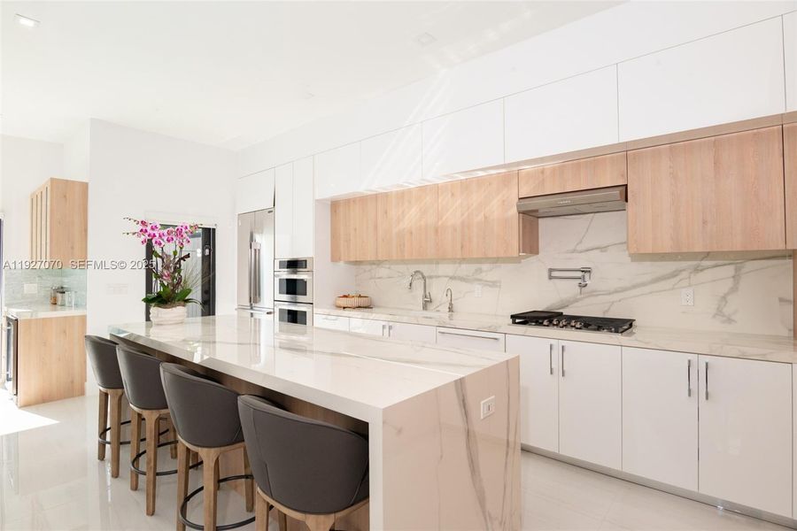 Furnished interior view inside a new home in , West Palm Beach (Image 55). Furnished interior view inside a new home in , West Palm Beach (Image 55).