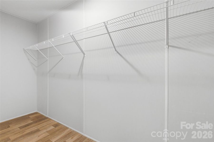 Spacious, unfurnished interior of a new home in , Lincolnton (Image 17).