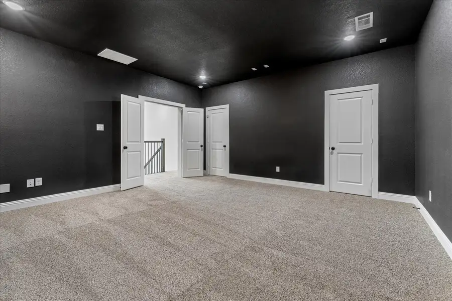Representative unfurnished interior of a home built from the The Aylin by Doug Parr Custom Homes in Kessler Farms, Brock (Image 46).