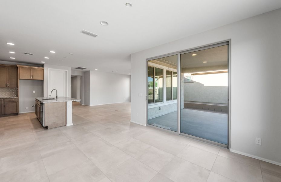 Spacious, unfurnished interior of a new home in Sun City Festival, Buckeye (Image 24).
