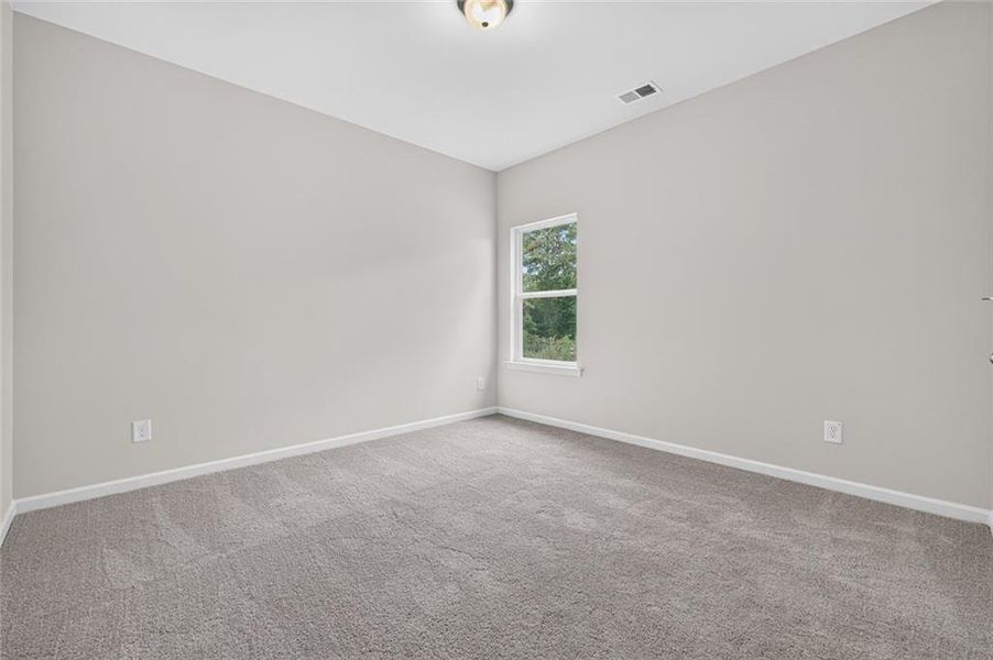 Spacious, unfurnished interior of a new home in Glen at Cave Springs, Douglasville (Image 29).