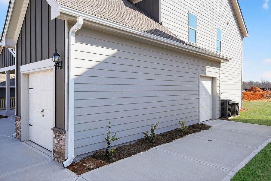 Exterior details and patio area of a home in , Homer (Image 19).