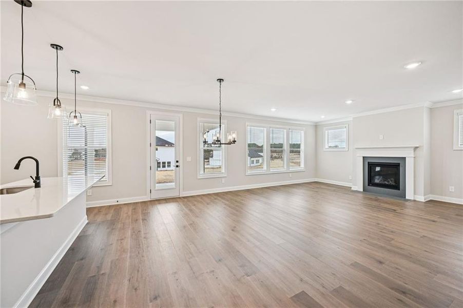 Spacious, unfurnished interior of a new home in River Pointe, Monroe (Image 20).