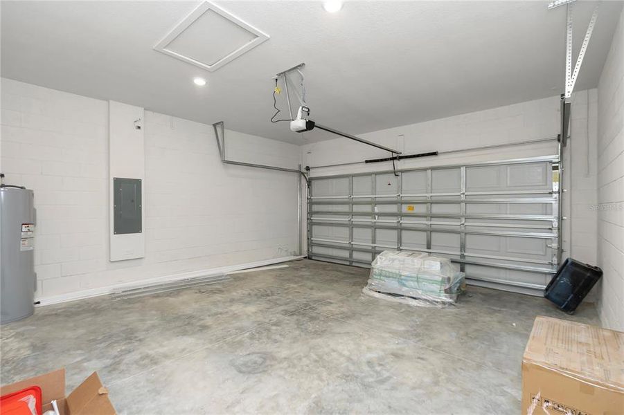 Spacious, unfurnished interior of a new home in , Ocala (Image 18). Spacious, unfurnished interior of a new home in , Ocala (Image 18).