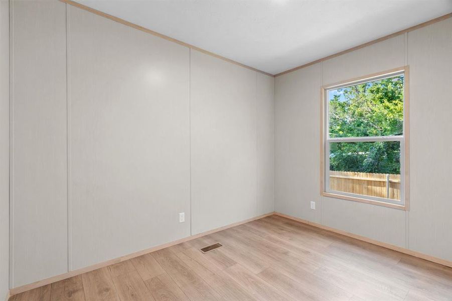 Spacious, unfurnished interior of a new home in , Granbury (Image 17). Spacious, unfurnished interior of a new home in , Granbury (Image 17).