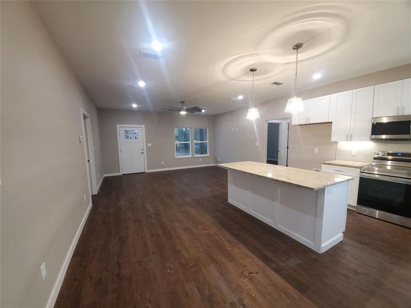 Spacious, unfurnished interior of a new home in , Emory (Image 24).