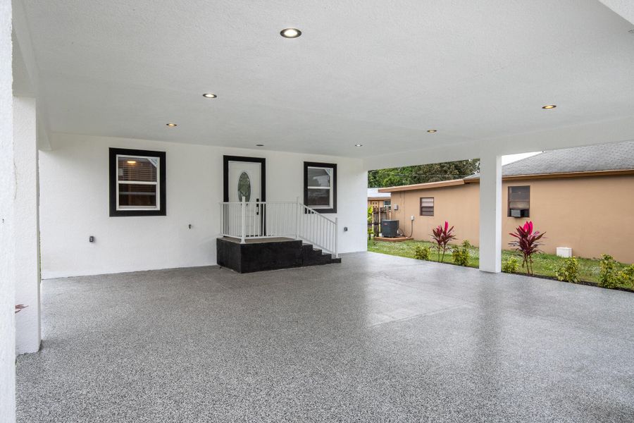 332 W Ventura-03