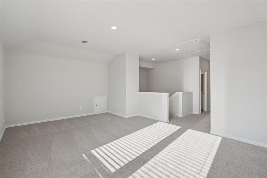 Spacious, unfurnished interior of a new home in River Ridge, Crandall (Image 31). Spacious, unfurnished interior of a new home in River Ridge, Crandall (Image 31).