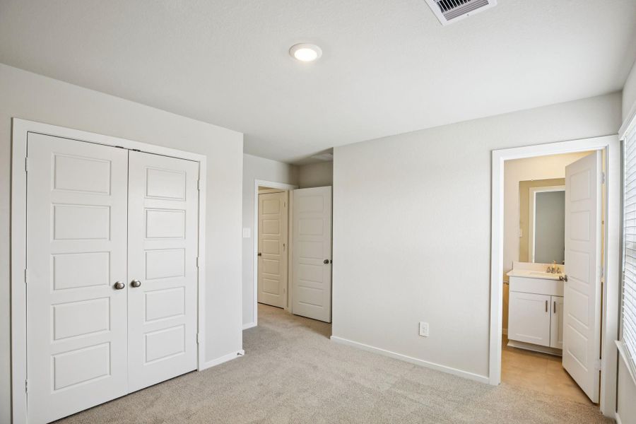 Spacious, unfurnished interior of a new home in Sanford Farms - Premier Series, Waller (Image 40).