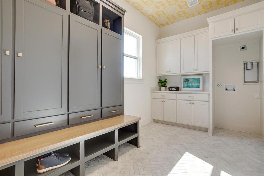 Furnished interior view inside a new home in Aledo Heights, Aledo (Image 26). Furnished interior view inside a new home in Aledo Heights, Aledo (Image 26).