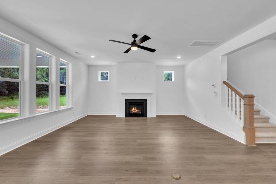Representative unfurnished interior of a home built from the The Hampton by RobuckHomes in Kennebec Crossing, Angier (Image 104). Representative unfurnished interior of a home built from the The Hampton by RobuckHomes in Kennebec Crossing, Angier (Image 104).