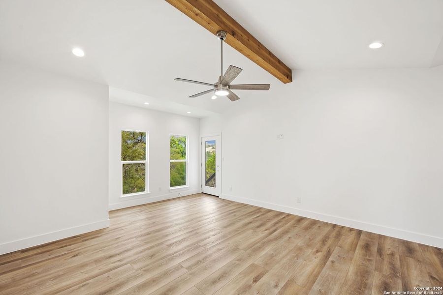 Spacious, unfurnished interior of a new home in , Canyon Lake (Image 19). Spacious, unfurnished interior of a new home in , Canyon Lake (Image 19).