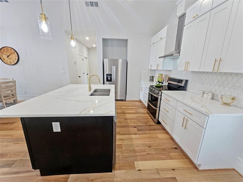 Furnished interior view inside a new home in , Kemp (Image 5).