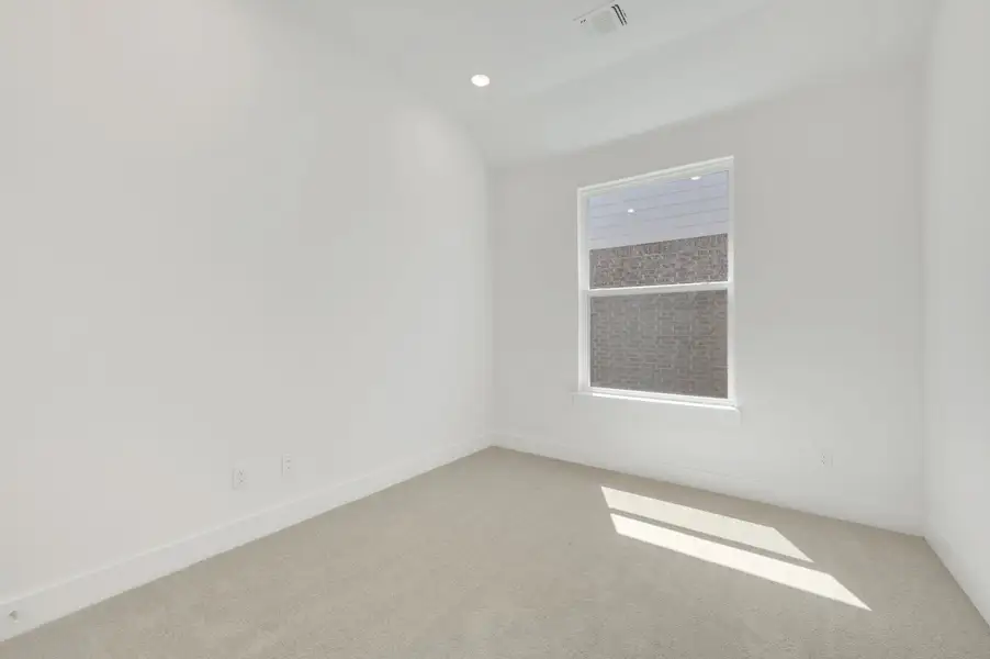 Spacious, unfurnished interior of a new home in The Meadows, Denton (Image 21).