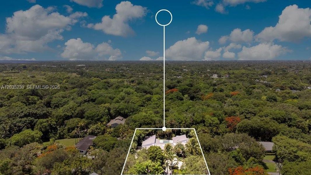Natural landscape and outdoor views near in Pinecrest (Image 59). Natural landscape and outdoor views near in Pinecrest (Image 59).