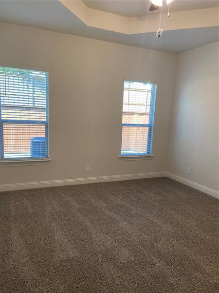 Spacious, unfurnished interior of a new home in , Euless (Image 8).