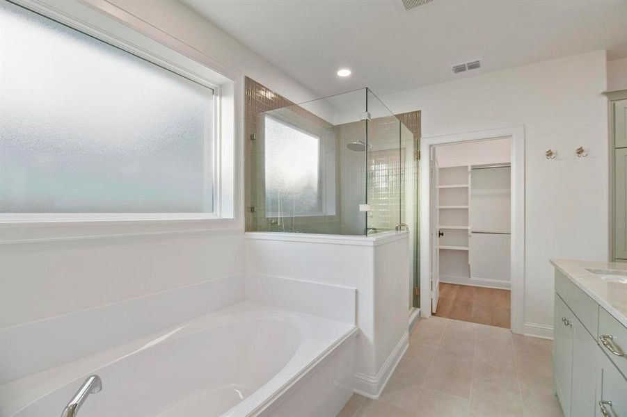 Furnished interior view inside a new home in , Tyler (Image 9).