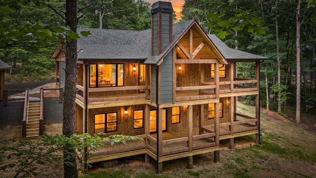 Exterior details and patio area of a home in , McCaysville (Image 28).