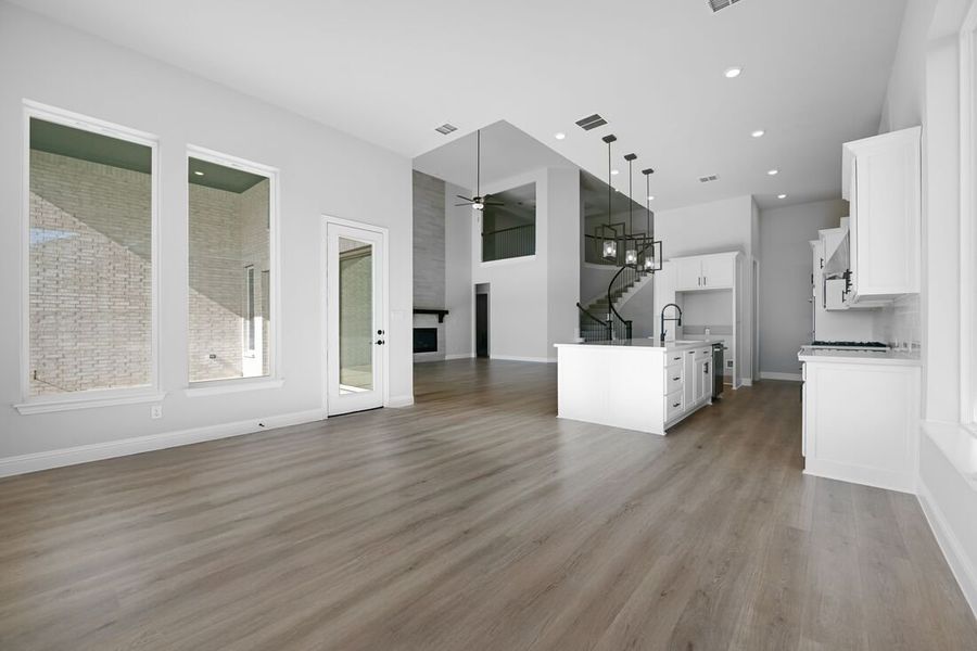 Spacious, unfurnished interior of a new home in The Ranch at Uptown Celina, Celina (Image 20).