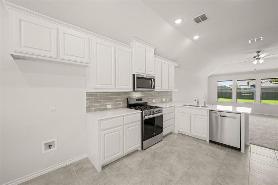 Furnished interior view inside a new home in Chisholm Hills, Cleburne (Image 13).