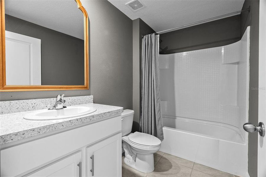 Furnished interior view inside a new home in Pine Creek, Spring Hill (Image 12).