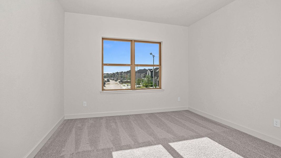 Spacious, unfurnished interior of a new home in Candela, Richmond (Image 6).