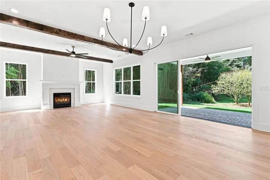Spacious, unfurnished interior of a new home in , Marietta (Image 25).